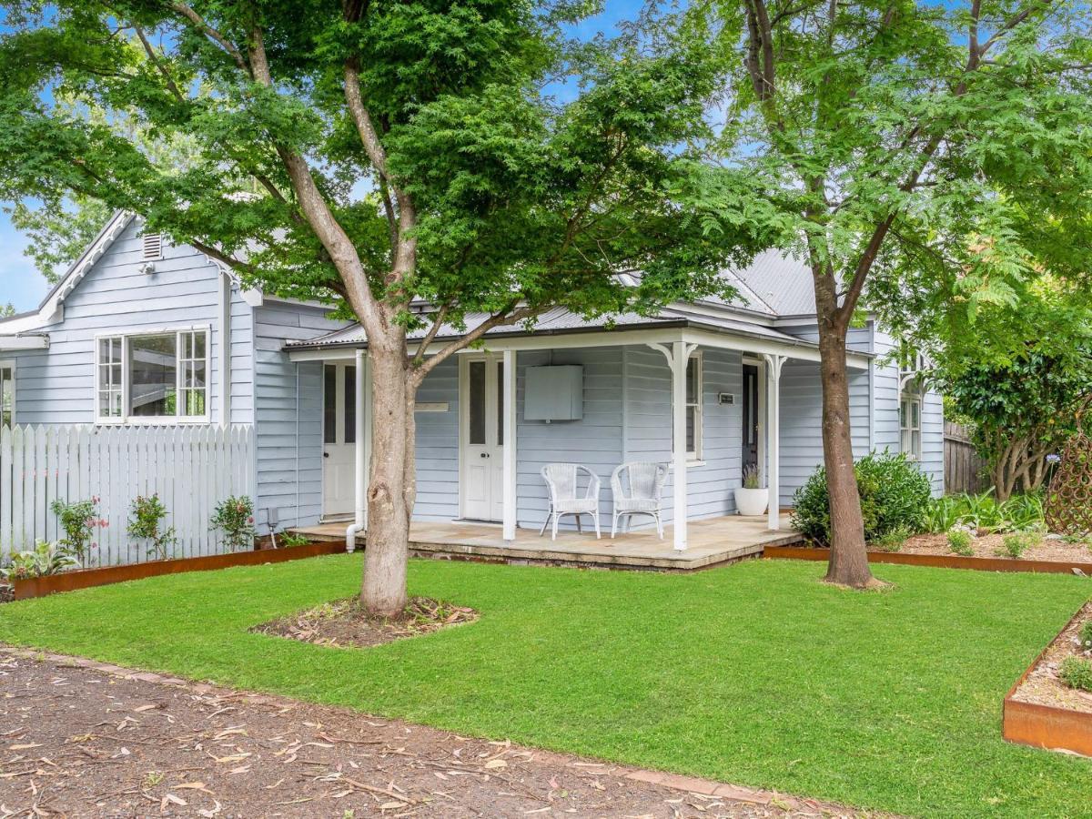 Blue Belle Cottage Berry Exterior photo